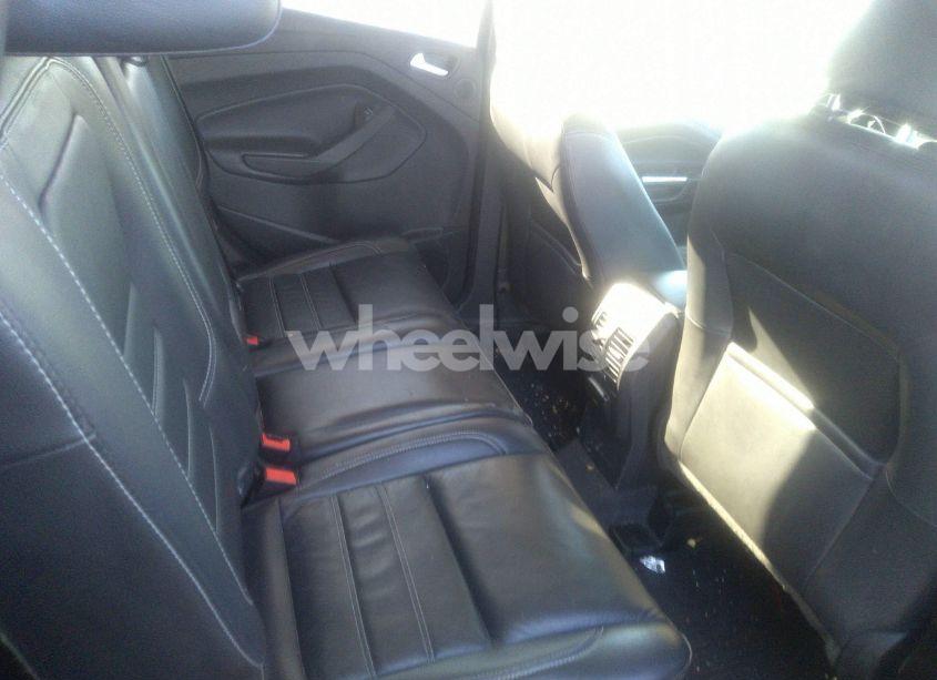 Photo 8 of 2019 Ford Escape TITANIUM (VIN 1FMCU9J90KUA93211)