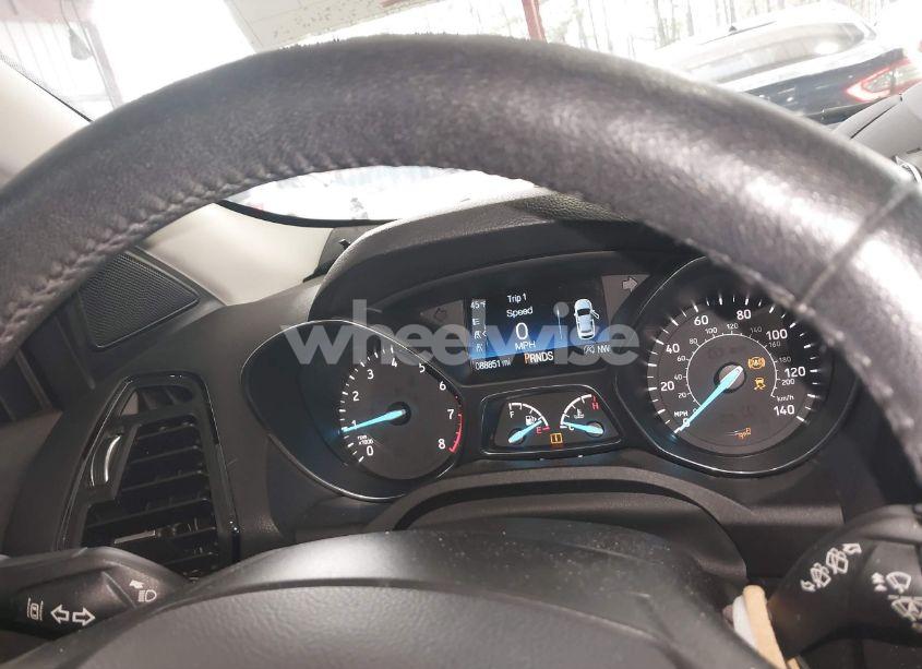 Photo 15 of 2019 Ford Escape TITANIUM (VIN 1FMCU9J90KUB49048)