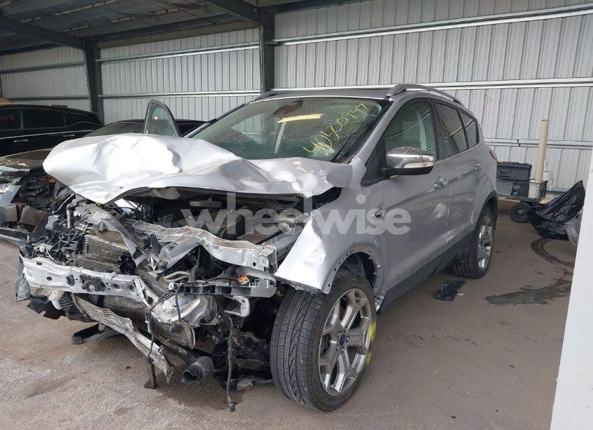 Photo 2 of 2019 Ford Escape TITANIUM (VIN 1FMCU9J90KUC04615)