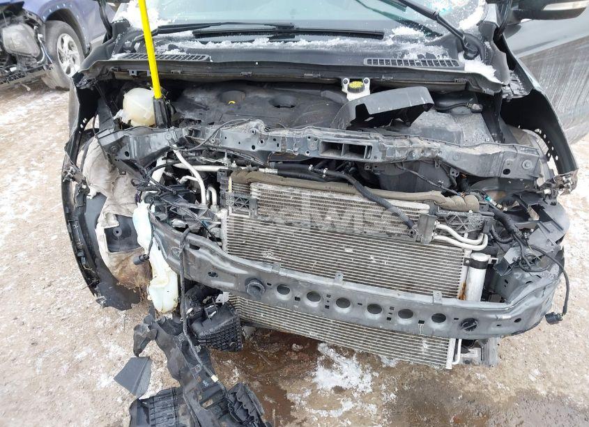 Photo 10 of 2019 Ford Escape TITANIUM (VIN 1FMCU9J90KUC49179)