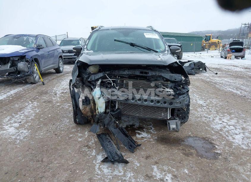 Photo 13 of 2019 Ford Escape TITANIUM (VIN 1FMCU9J90KUC49179)