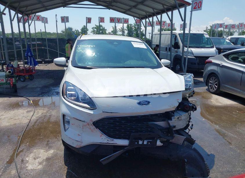 Photo 12 of 2020 Ford Escape TITANIUM (VIN 1FMCU9J90LUA39747)