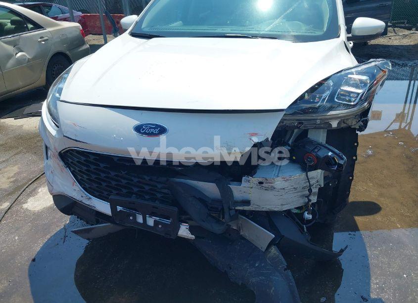 Photo 17 of 2020 Ford Escape TITANIUM (VIN 1FMCU9J90LUA39747)