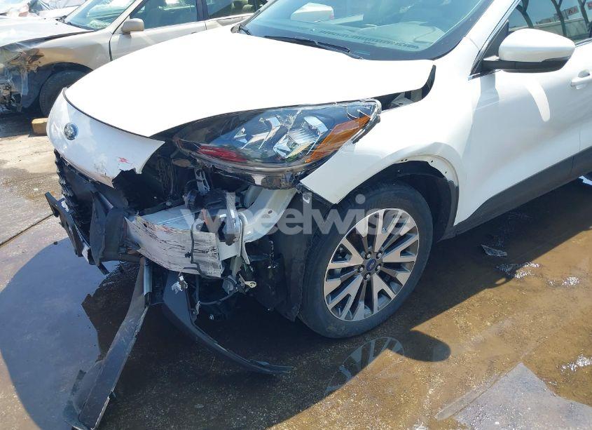 Photo 6 of 2020 Ford Escape TITANIUM (VIN 1FMCU9J90LUA39747)