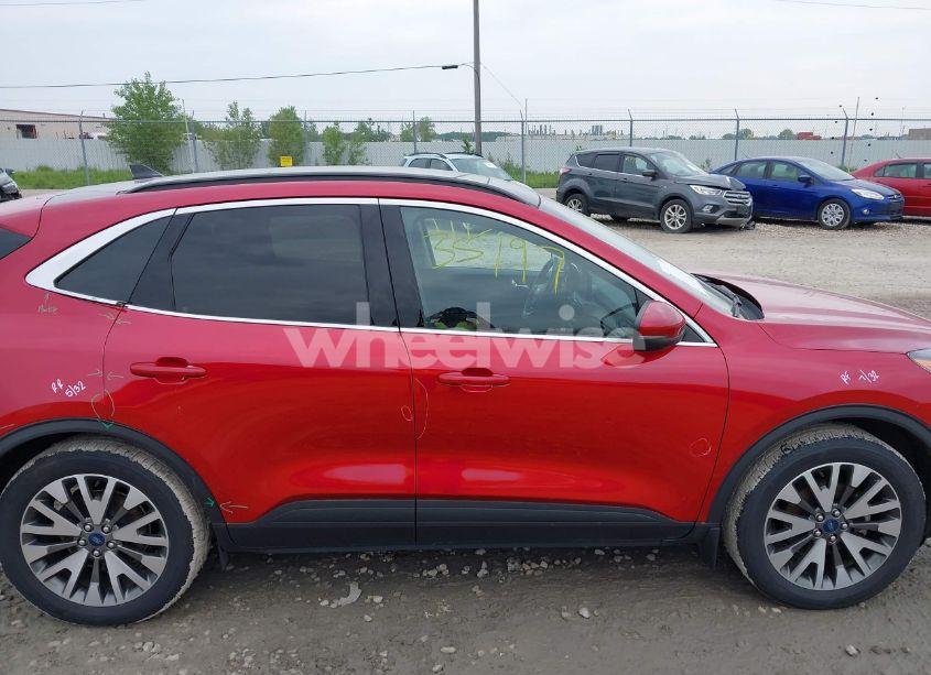 Photo 14 of 2020 Ford Escape TITANIUM (VIN 1FMCU9J90LUA49310)