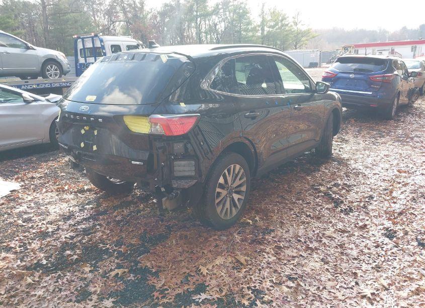 Photo 4 of 2020 Ford Escape TITANIUM (VIN 1FMCU9J90LUB93858)