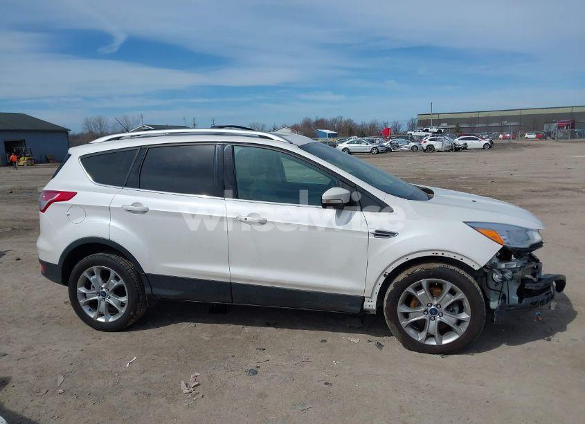 Photo 14 of 2014 Ford Escape TITANIUM (VIN 1FMCU9J91EUD33225)