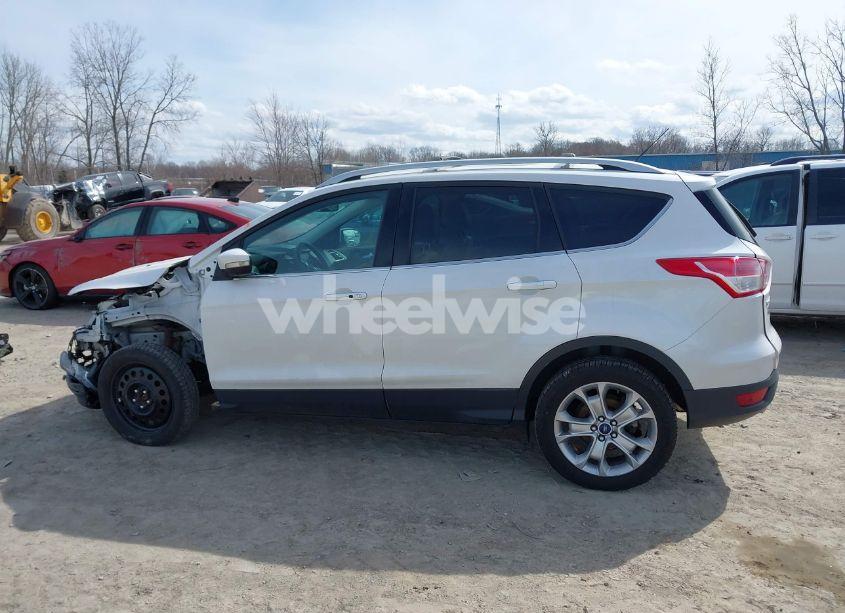 Photo 15 of 2014 Ford Escape TITANIUM (VIN 1FMCU9J91EUD33225)