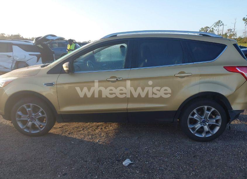 Photo 14 of 2014 Ford Escape TITANIUM (VIN 1FMCU9J91EUE31722)