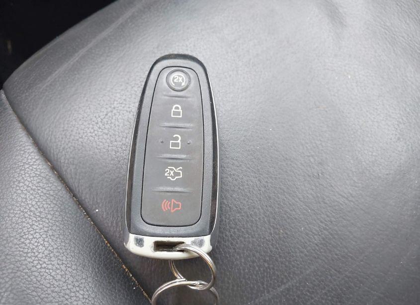 Photo 11 of 2015 Ford Escape TITANIUM (VIN 1FMCU9J91FUA66766)