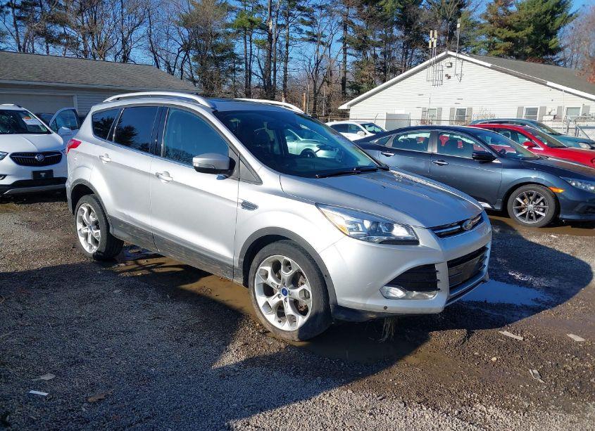 2015 Ford Escape TITANIUM (VIN 1FMCU9J91FUB26948) main photo