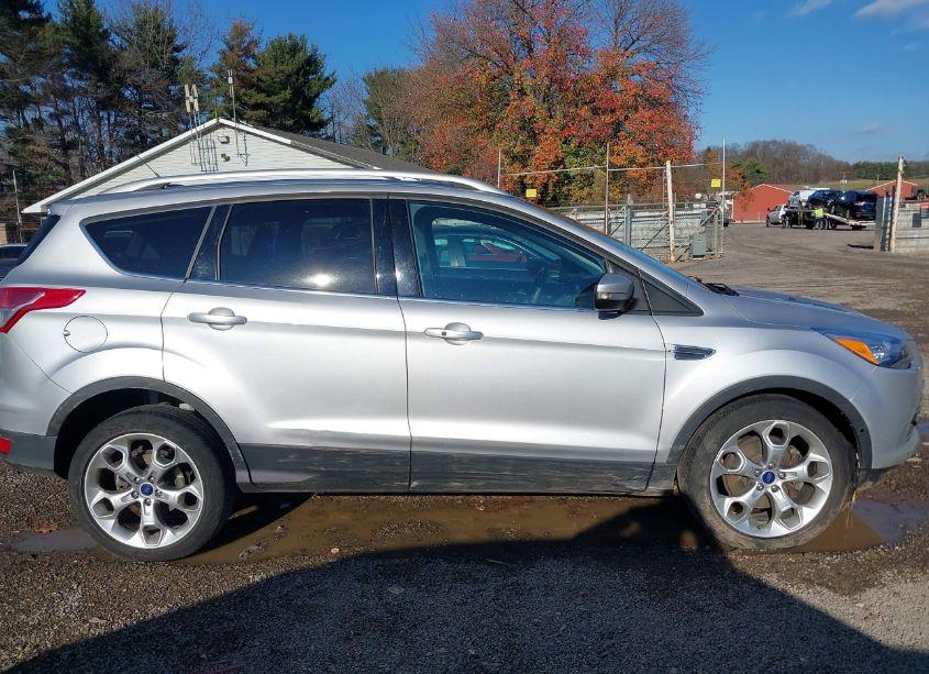 Photo 13 of 2015 Ford Escape TITANIUM (VIN 1FMCU9J91FUB26948)
