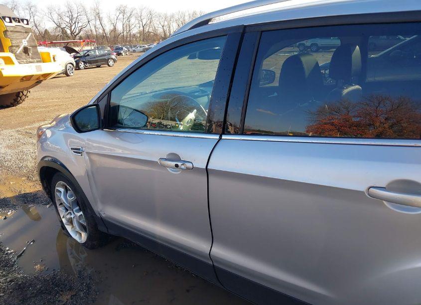 Photo 17 of 2015 Ford Escape TITANIUM (VIN 1FMCU9J91FUB26948)