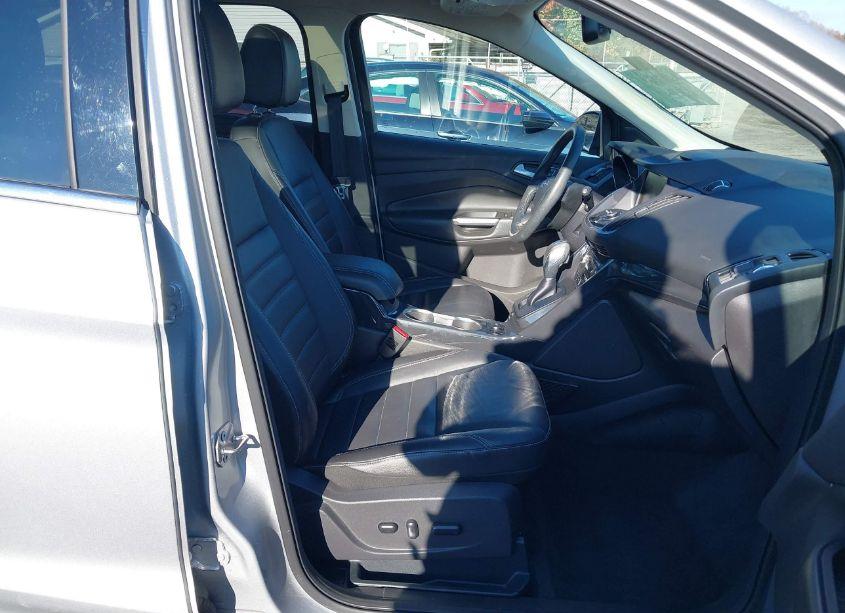 Photo 5 of 2015 Ford Escape TITANIUM (VIN 1FMCU9J91FUB26948)