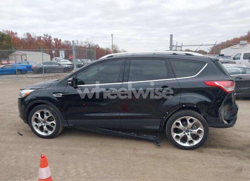 Photo 14 of 2016 Ford Escape TITANIUM (VIN 1FMCU9J91GUB04370)