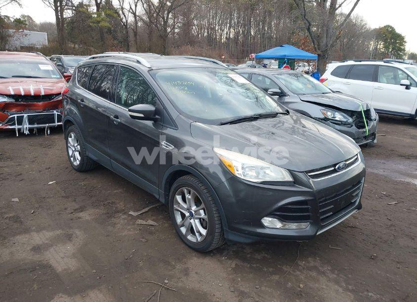 2016 Ford Escape TITANIUM (VIN 1FMCU9J91GUB12145) main photo