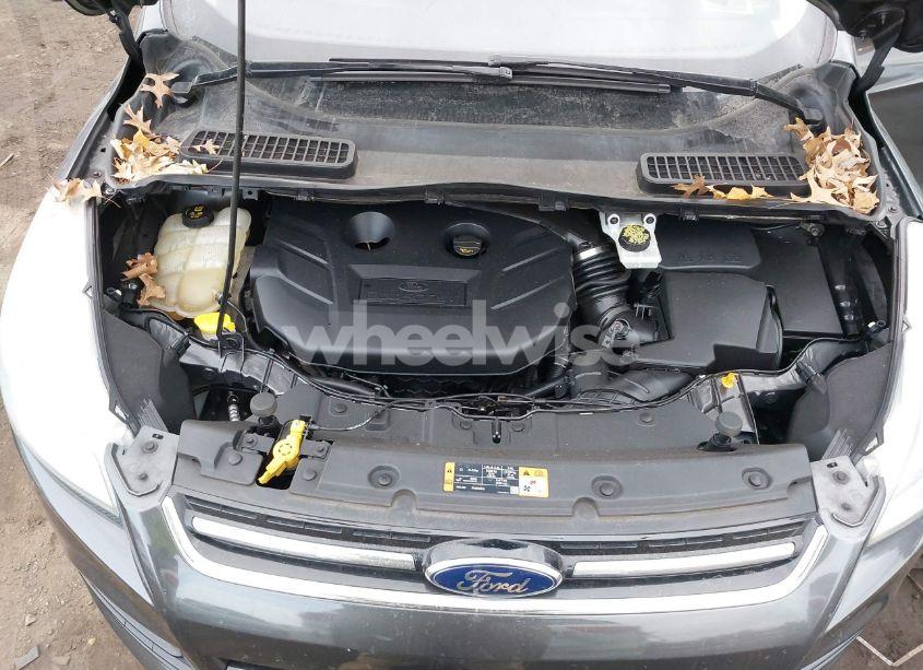 Photo 10 of 2016 Ford Escape TITANIUM (VIN 1FMCU9J91GUB12145)