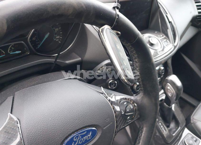 Photo 11 of 2016 Ford Escape TITANIUM (VIN 1FMCU9J91GUB12145)