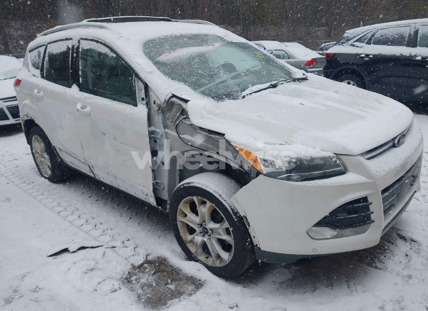 2016 Ford Escape TITANIUM (VIN 1FMCU9J91GUC71618) main photo