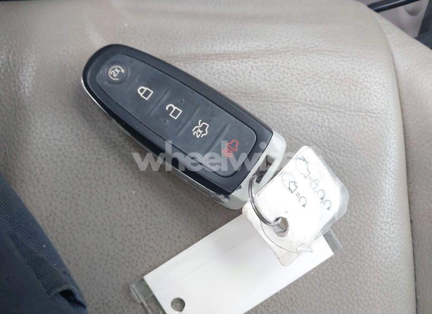 Photo 11 of 2016 Ford Escape TITANIUM (VIN 1FMCU9J91GUC71618)