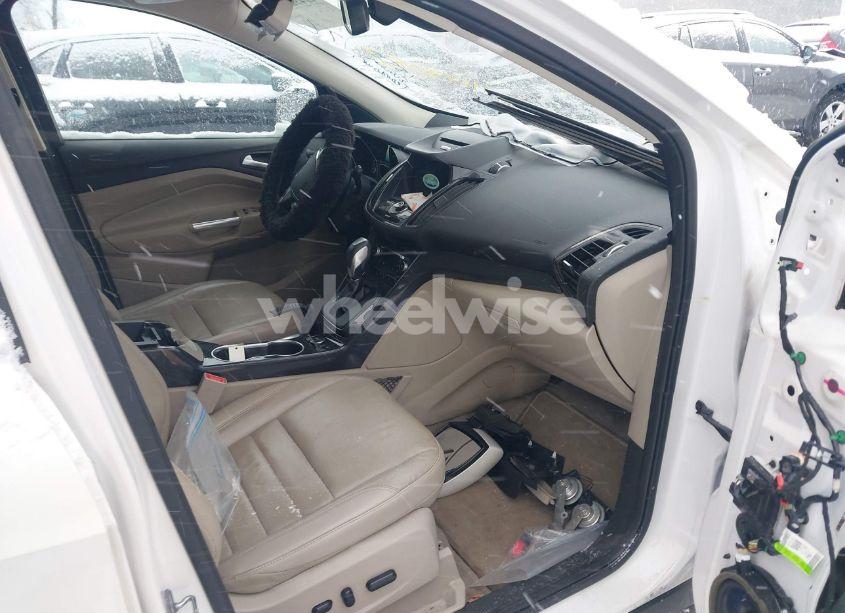 Photo 5 of 2016 Ford Escape TITANIUM (VIN 1FMCU9J91GUC71618)