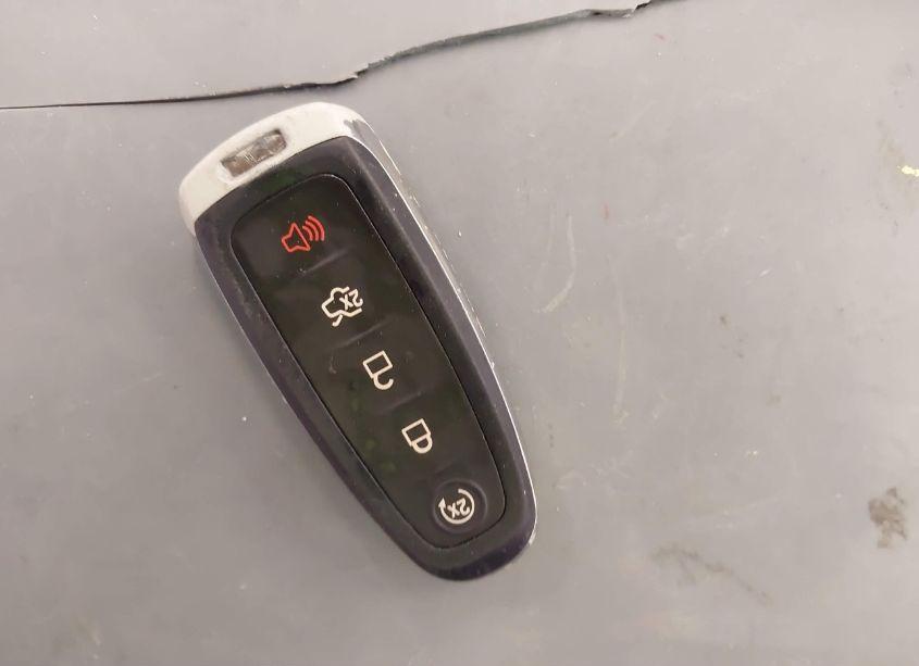 Photo 11 of 2017 Ford Escape TITANIUM (VIN 1FMCU9J91HUA64907)