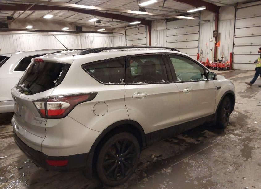 Photo 13 of 2017 Ford Escape TITANIUM (VIN 1FMCU9J91HUA81688)