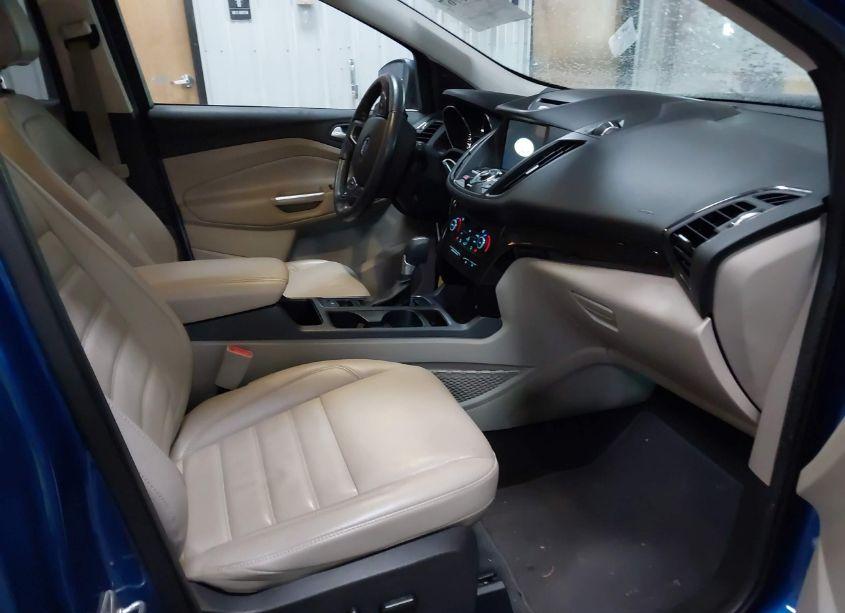 Photo 5 of 2017 Ford Escape TITANIUM (VIN 1FMCU9J91HUB51416)