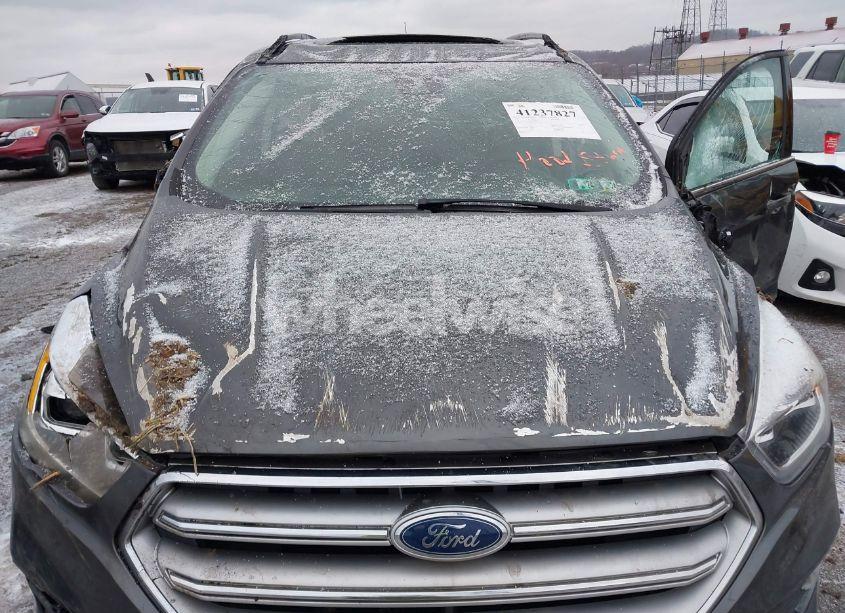 Photo 10 of 2017 Ford Escape TITANIUM (VIN 1FMCU9J91HUB74825)