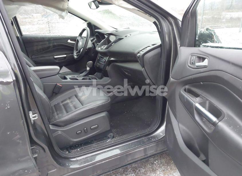 Photo 5 of 2017 Ford Escape TITANIUM (VIN 1FMCU9J91HUB74825)