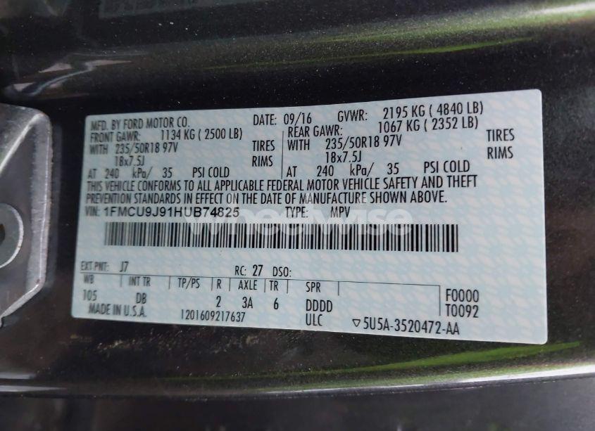 Photo 9 of 2017 Ford Escape TITANIUM (VIN 1FMCU9J91HUB74825)