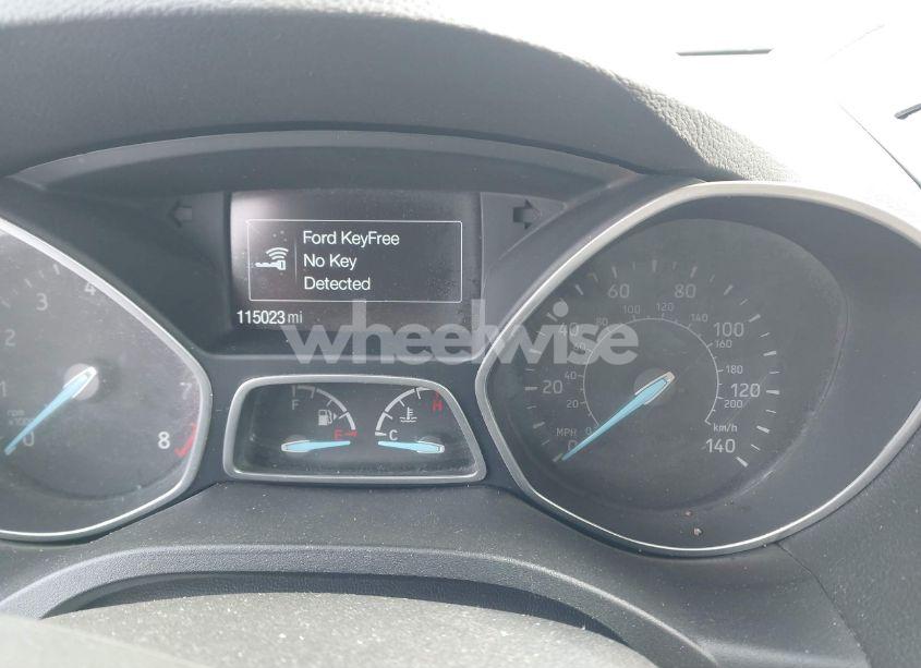 Photo 7 of 2017 Ford Escape TITANIUM (VIN 1FMCU9J91HUB76736)