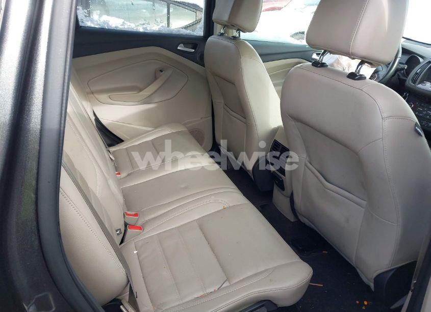 Photo 8 of 2017 Ford Escape TITANIUM (VIN 1FMCU9J91HUB76736)