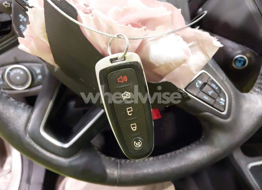 Photo 11 of 2018 Ford Escape TITANIUM (VIN 1FMCU9J91JUA06236)