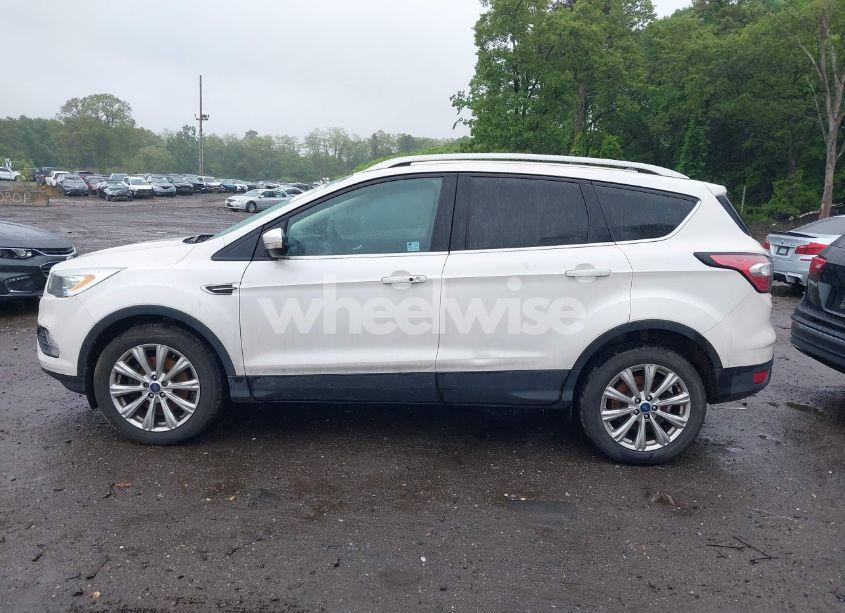 Photo 14 of 2018 Ford Escape TITANIUM (VIN 1FMCU9J91JUA61866)