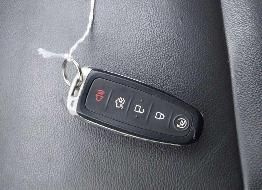 Photo 11 of 2018 Ford Escape TITANIUM (VIN 1FMCU9J91JUC64160)