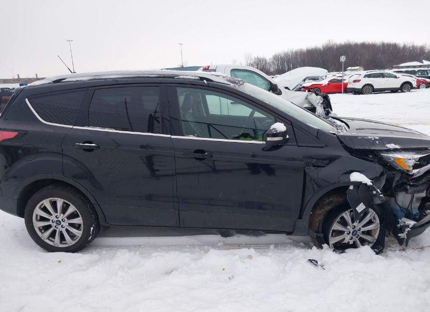 Photo 14 of 2018 Ford Escape TITANIUM (VIN 1FMCU9J91JUC64160)