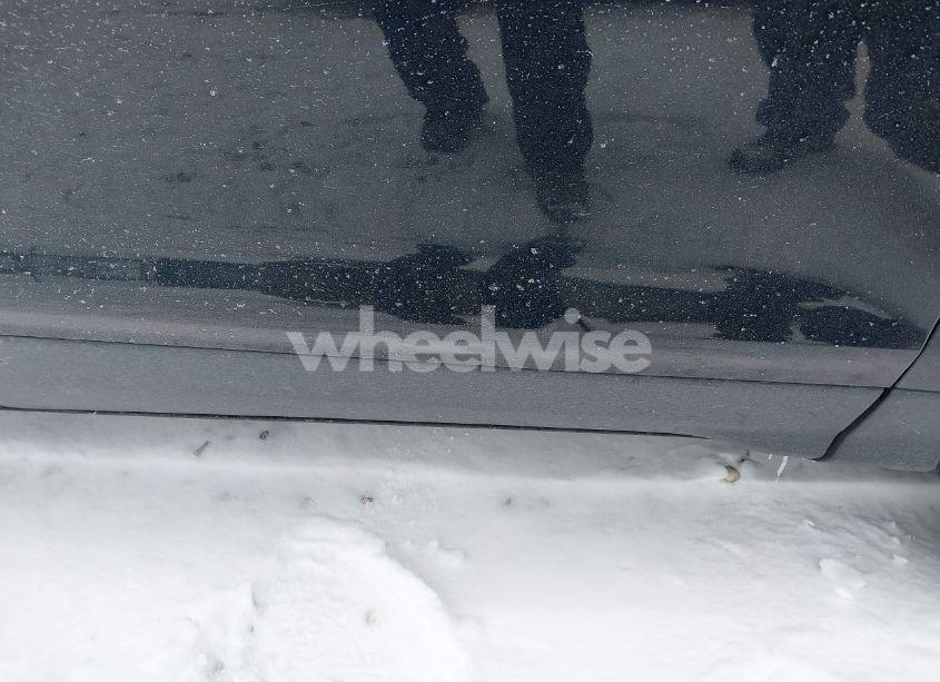 Photo 17 of 2018 Ford Escape TITANIUM (VIN 1FMCU9J91JUD34675)