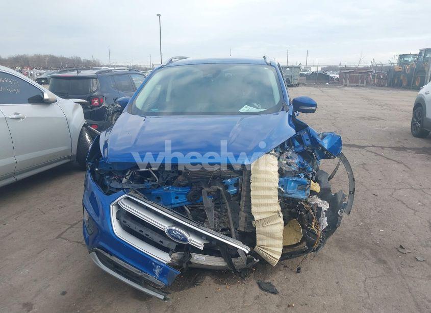 Photo 6 of 2018 Ford Escape TITANIUM (VIN 1FMCU9J91JUD57292)