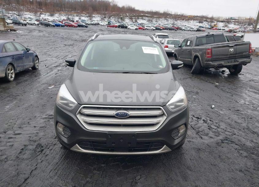 Photo 12 of 2019 Ford Escape TITANIUM (VIN 1FMCU9J91KUA49640)