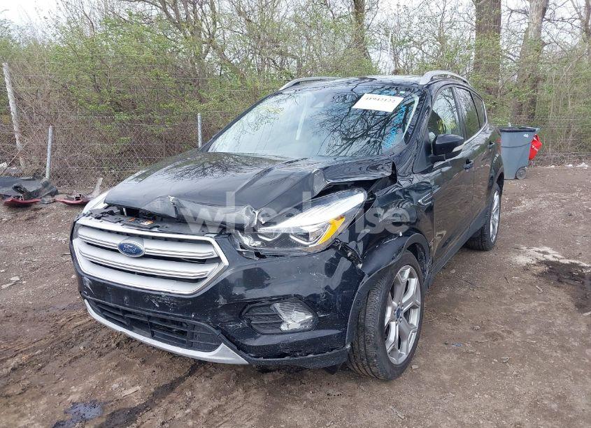 Photo 2 of 2019 Ford Escape TITANIUM (VIN 1FMCU9J91KUC42161)