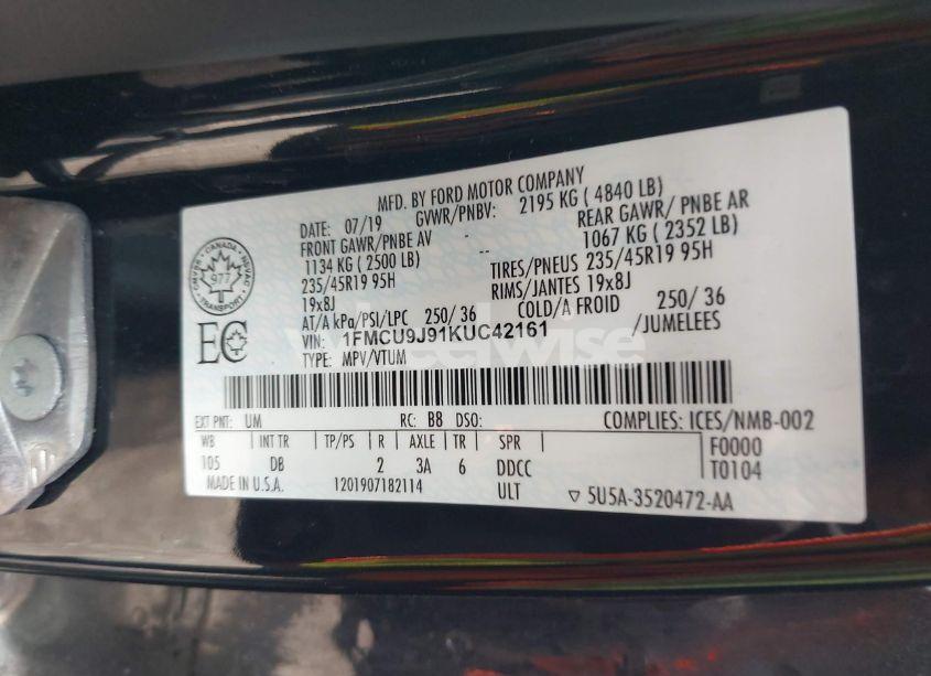 Photo 9 of 2019 Ford Escape TITANIUM (VIN 1FMCU9J91KUC42161)