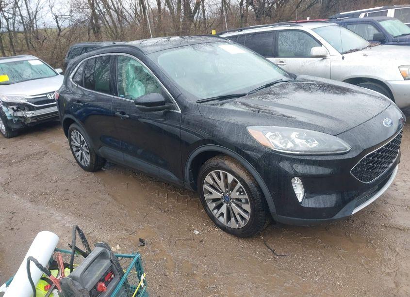 2020 Ford Escape TITANIUM (VIN 1FMCU9J91LUA28594) main photo