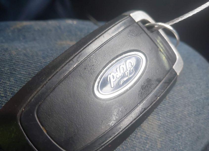 Photo 11 of 2020 Ford Escape TITANIUM (VIN 1FMCU9J91LUA28594)