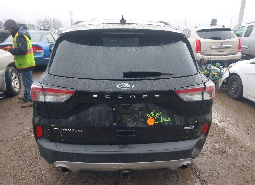 Photo 16 of 2020 Ford Escape TITANIUM (VIN 1FMCU9J91LUA28594)
