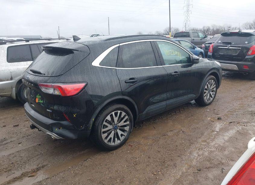 Photo 4 of 2020 Ford Escape TITANIUM (VIN 1FMCU9J91LUA28594)