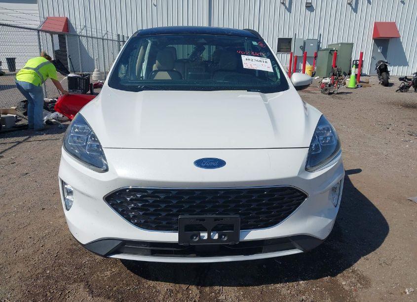 Photo 13 of 2020 Ford Escape TITANIUM (VIN 1FMCU9J91LUB48959)