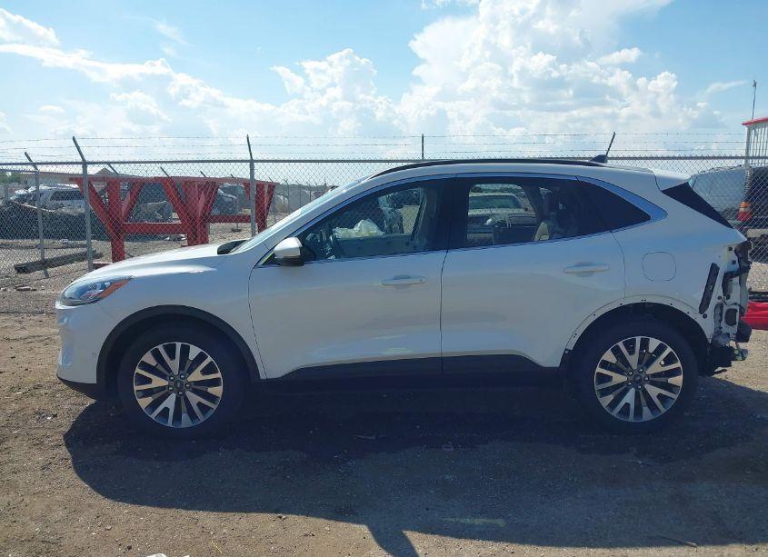 Photo 15 of 2020 Ford Escape TITANIUM (VIN 1FMCU9J91LUB48959)