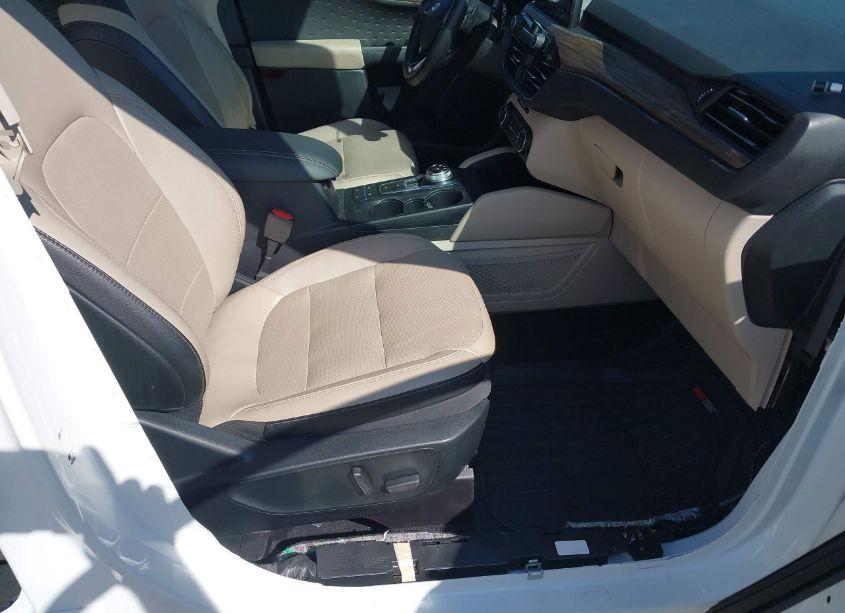 Photo 5 of 2020 Ford Escape TITANIUM (VIN 1FMCU9J91LUB48959)