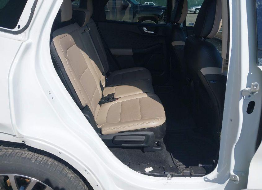 Photo 8 of 2020 Ford Escape TITANIUM (VIN 1FMCU9J91LUB48959)